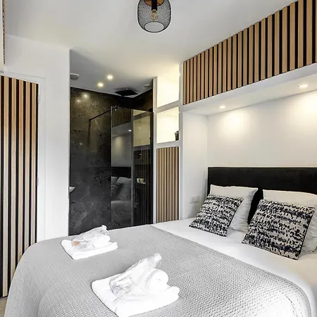 Bluestay 193 - Superb In